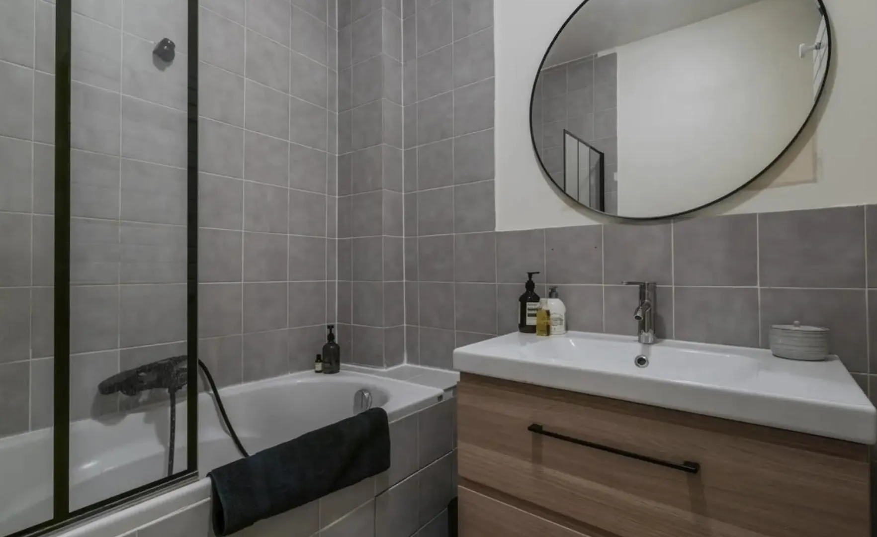 Appartement Parisien Baigne De Soleil